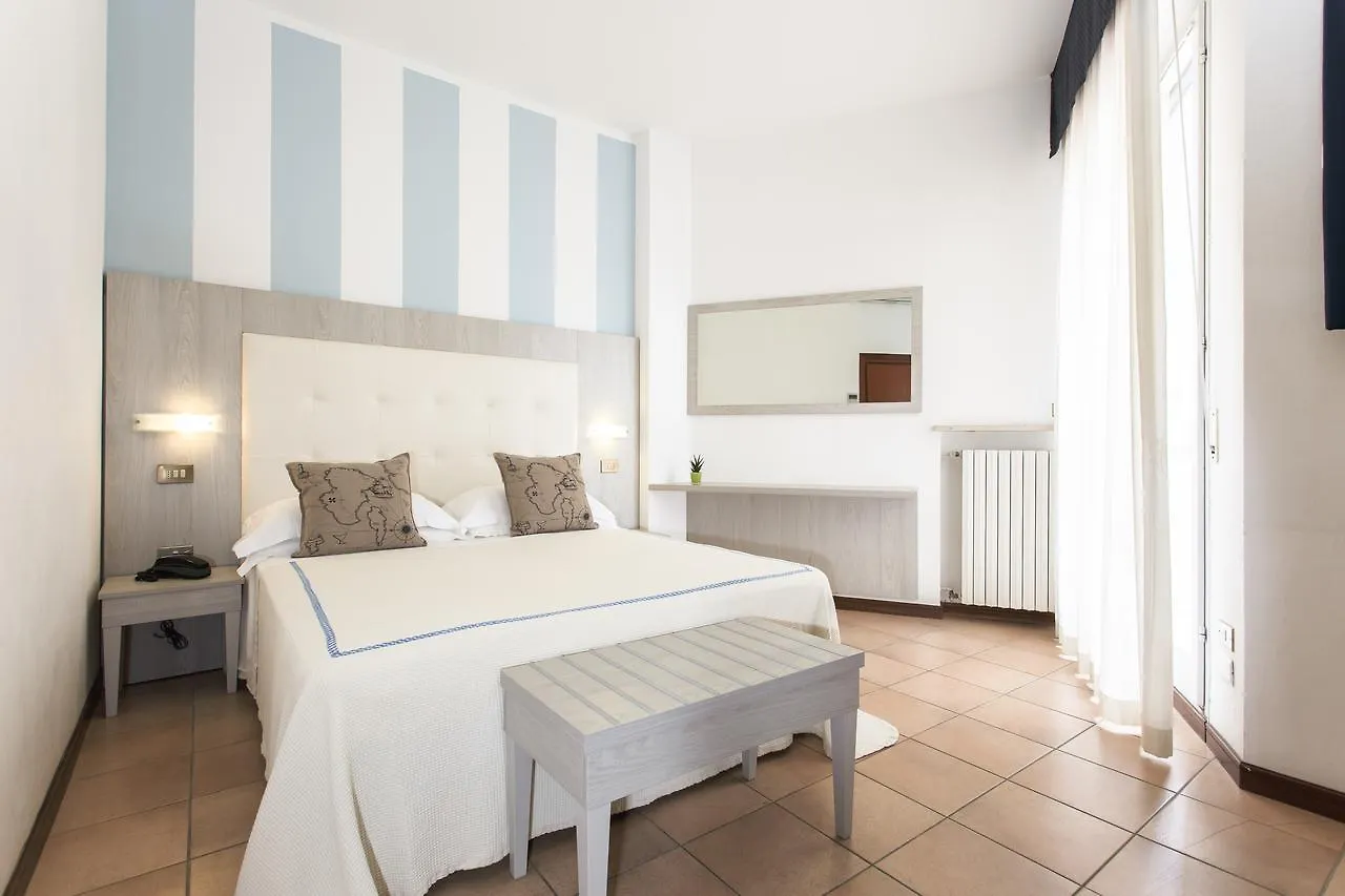 Hotel Roxy & Beach Cesenatico 3*,  Itálie